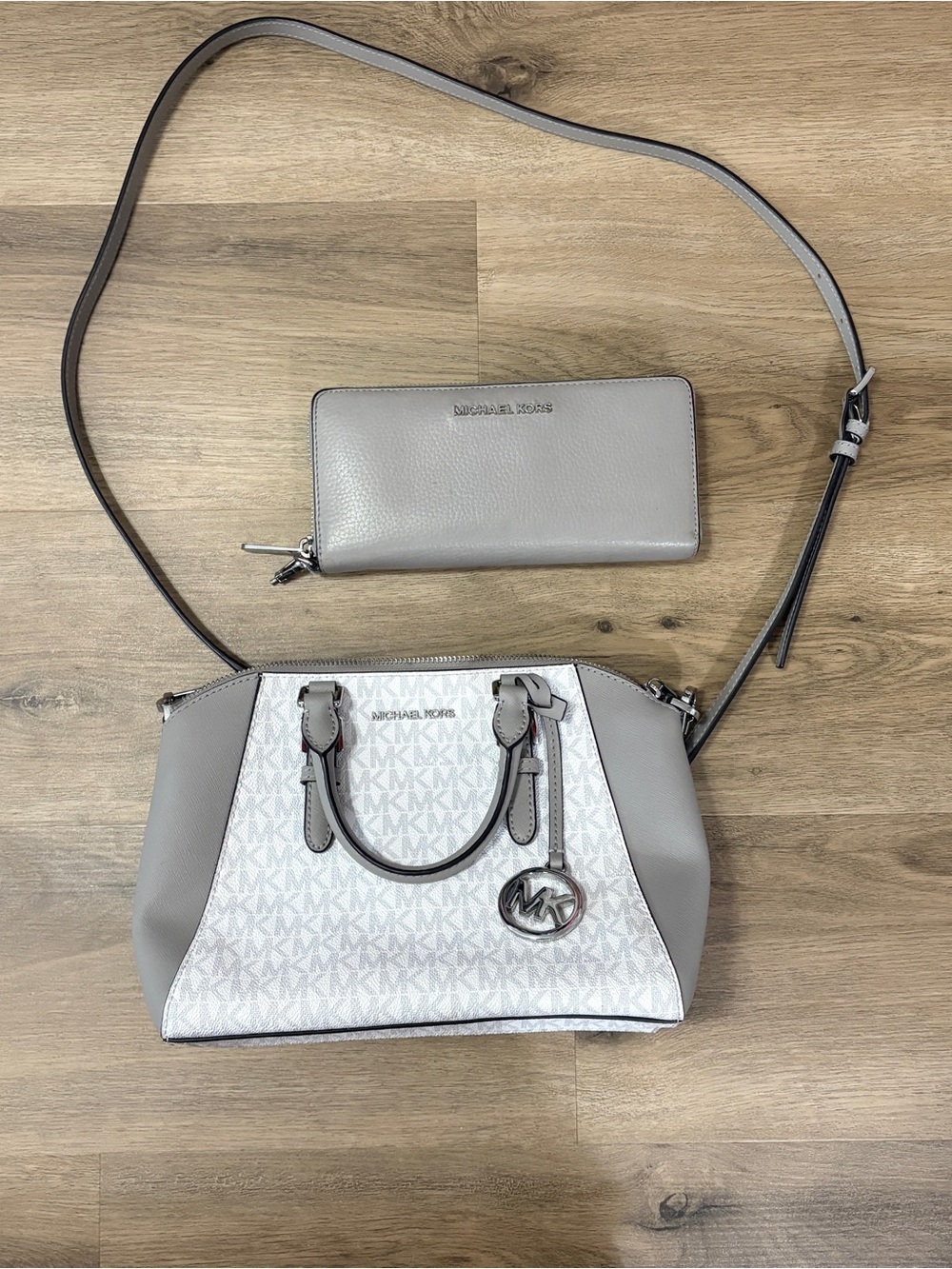 Michael Kors White Signature and Gray Leather Satchel with Wallet